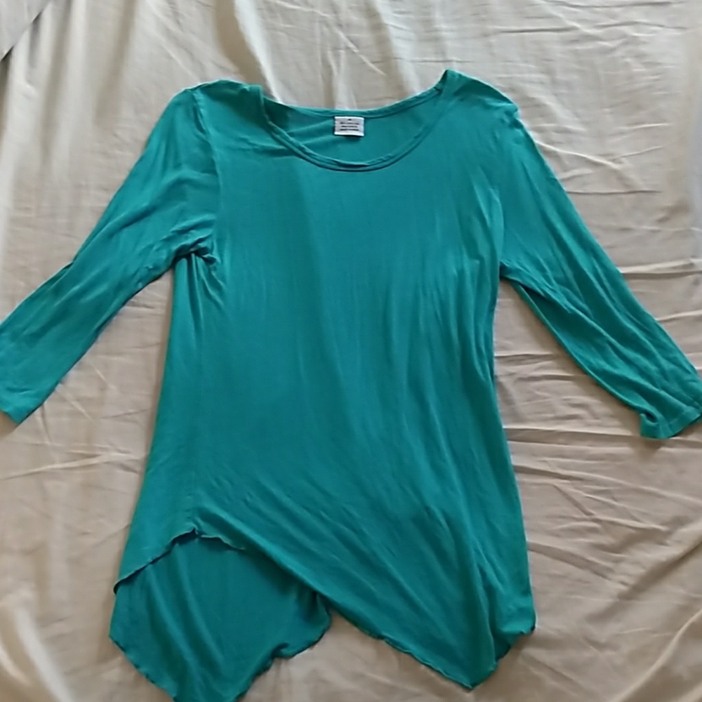 Aqua top
